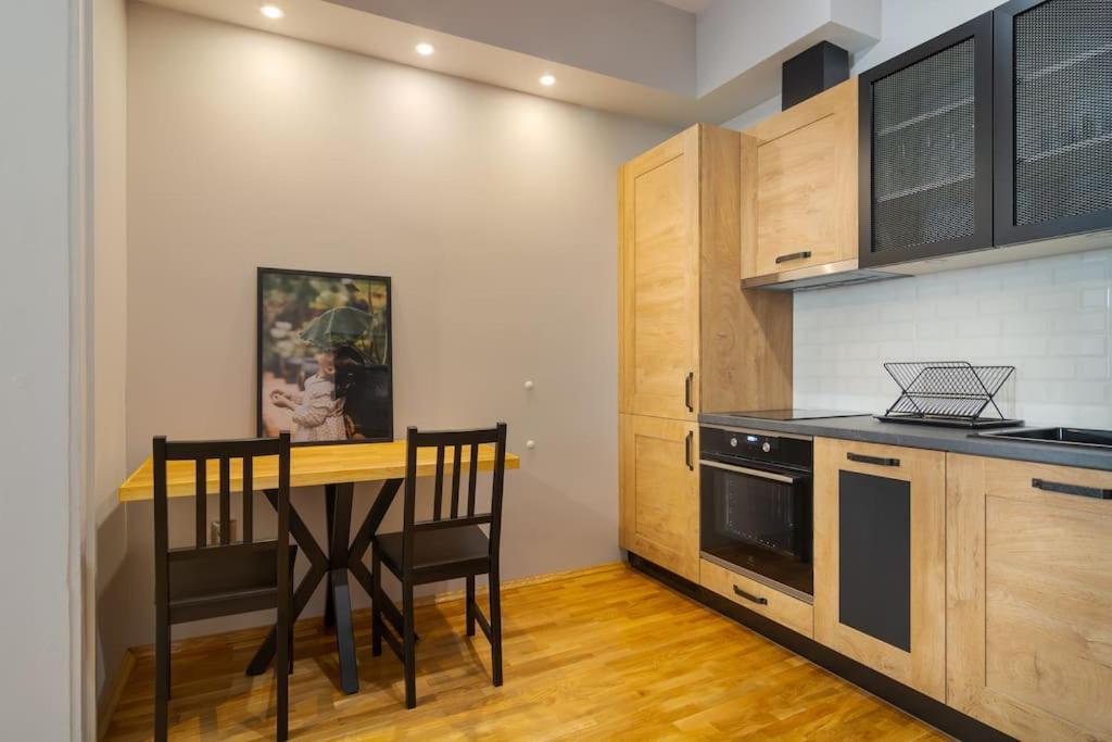 Modern Design 1 Bdrm, 4 Guests, Top Cente, Near Parliament, Self Check-In Sófia Exterior foto